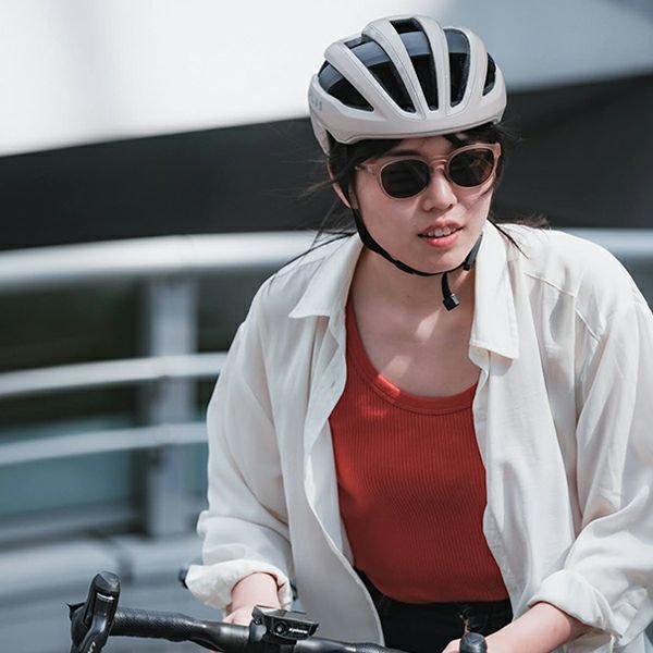 Tifosi Svago ティフォージ サングラス スバーゴ サテンクリスタル