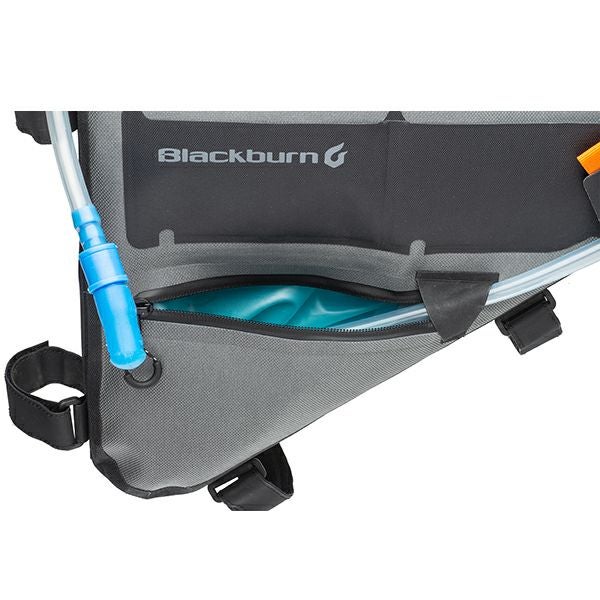 Blackburn（ブラックバーン） OUTPOST ELITE FLAME BAGS MEDIUM SHORT