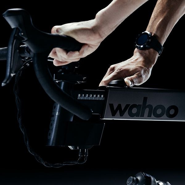 Wahoo KICKR BIKE/ワフー キッカーバイク最新モデル/屋内用スマート